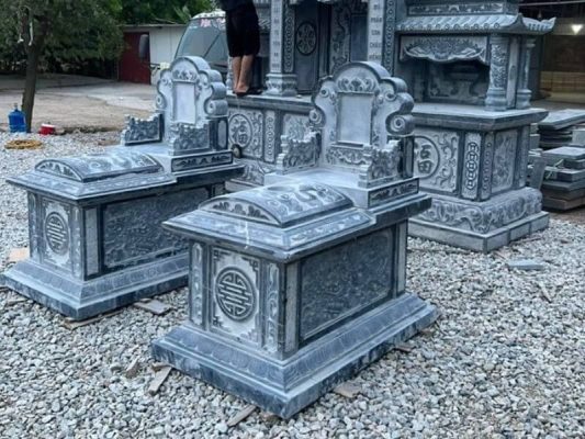 Các yếu tố quan trọng ảnh hưởng đến bảng giá mộ đá