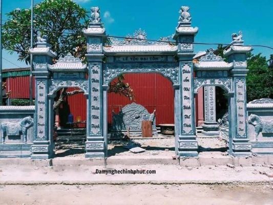 Báo giá cổng tam quan đẹp tự nhiên