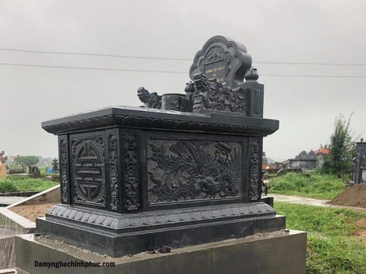 Các mẫu hoa văn nổi bật trên mộ đá xanh rêu tại Damynghechinhphuc.com