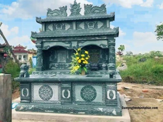 Mộ đá xanh rêu có ưu nhược điểm gì?