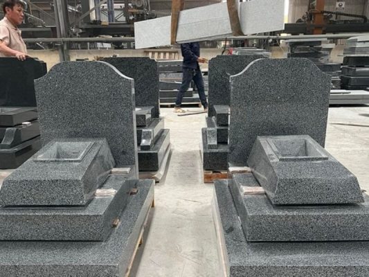 Những lưu ý khi chọn mộ ốp đá đẹp