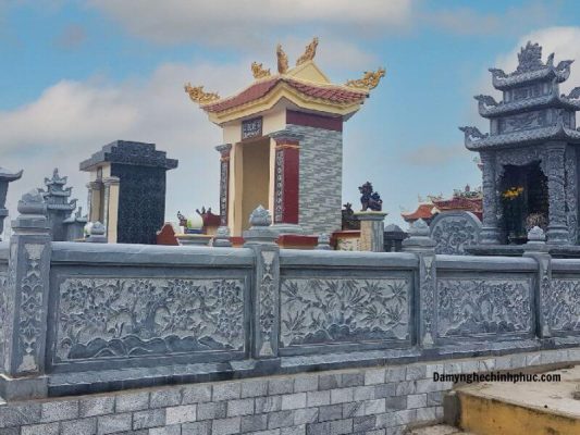 Ưu điểm nổi bật của lan can đá tự nhiên 